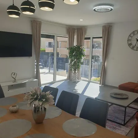 Vila Sol Delux